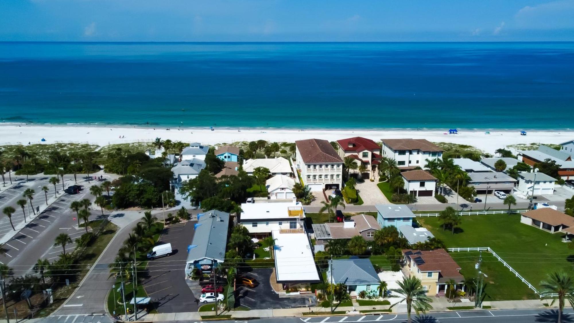 Carousel Suites -Redington Shores Exterior foto