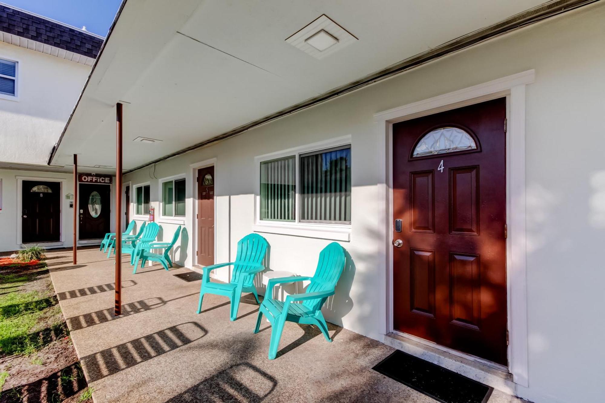 Carousel Suites -Redington Shores Exterior foto