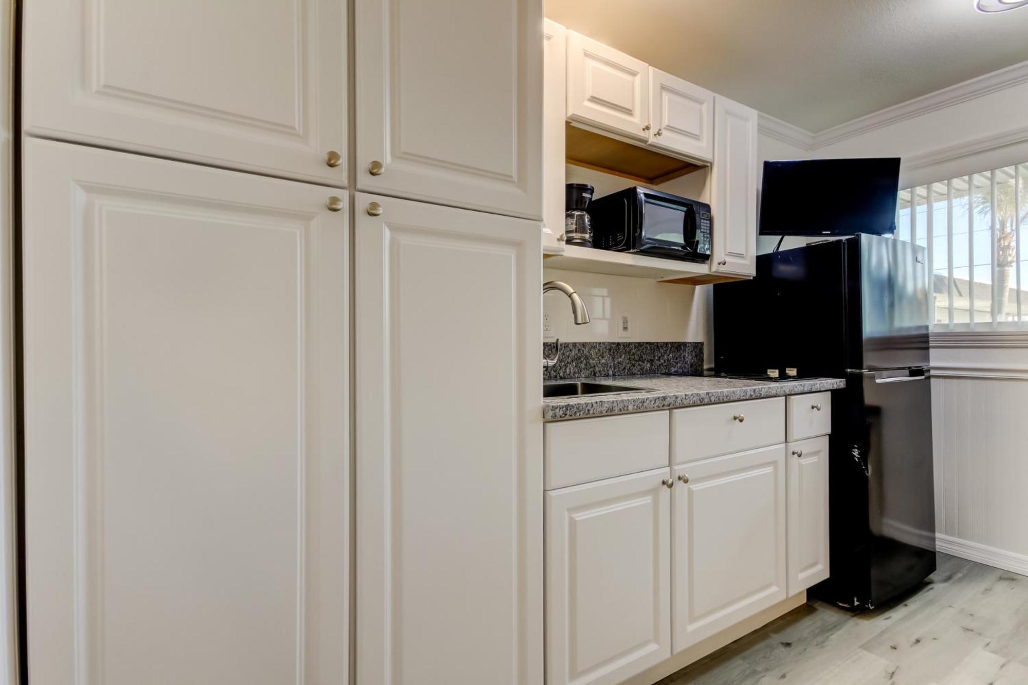 Carousel Suites -Redington Shores Exterior foto