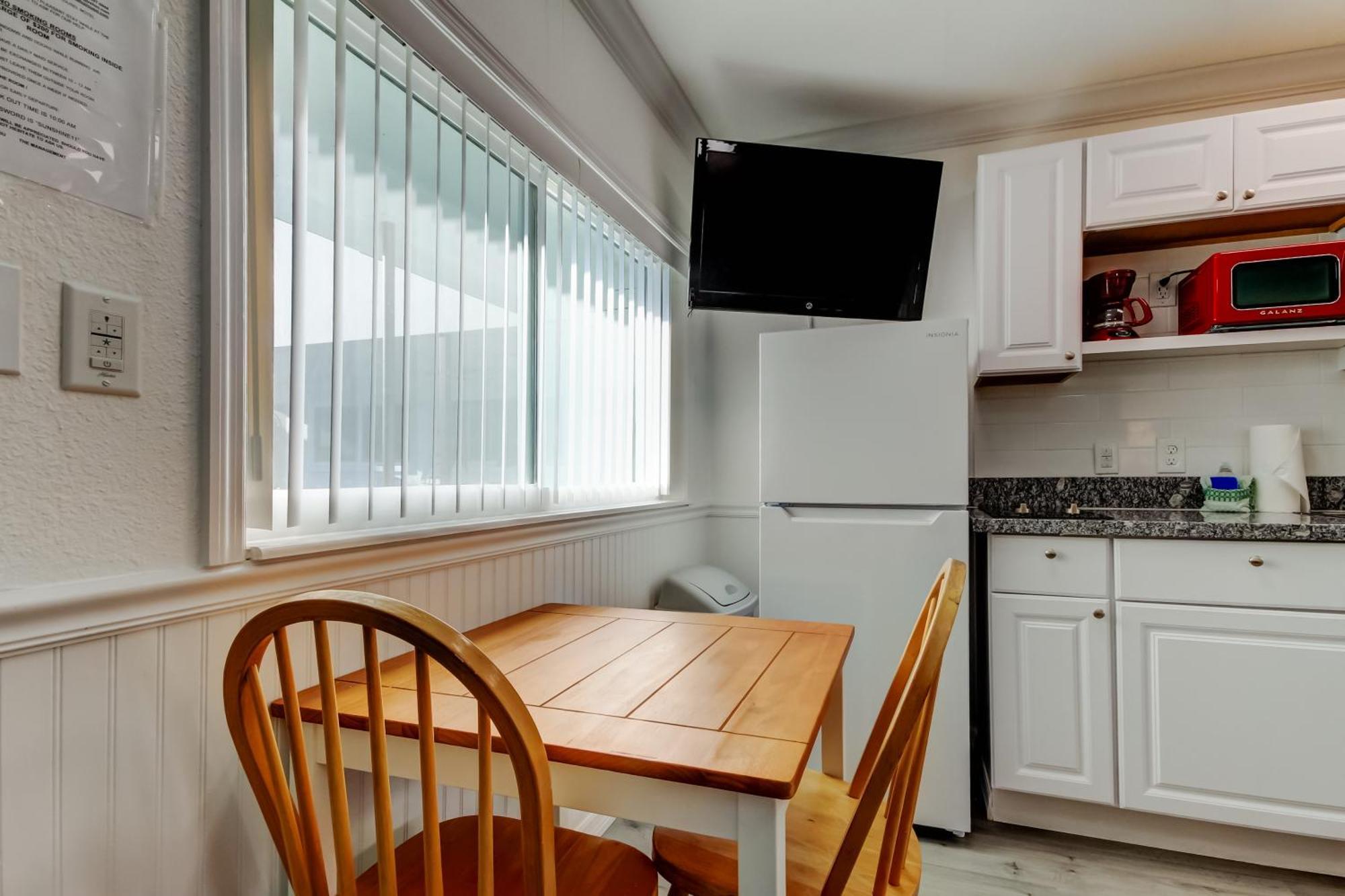 Carousel Suites -Redington Shores Exterior foto